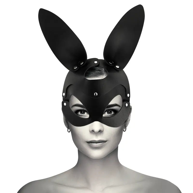 Coquette chic desire - mascara cuero vegano con orejas