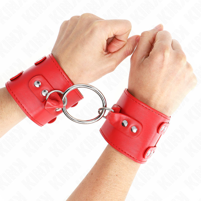 Kink - muñequeras fijas con anilla y tachuelas rojo