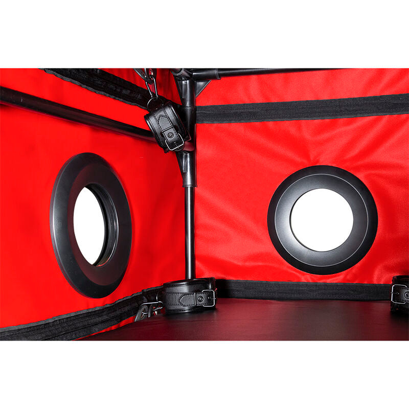 Secret dome - kink club la niche cabina negro & rojo